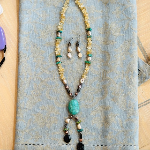 Silver, Turquoise, Pearl and Crystal Beaded Necklace Set - Picture 9 of 10